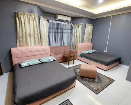 Hotel Iskandar By Secoms Hotels in Bota