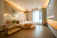 Muqiju (Jinping Bus Station) Hotels in Jinping