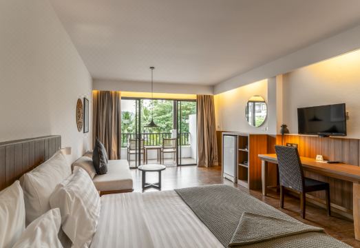 4. 카말라 비치 리..