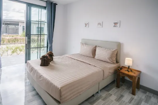 ห้องสแตนดาร์ดเตียงควีนไซส์