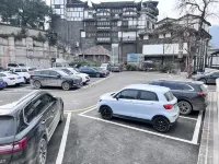 Renhuai Yidao Sauce & Wine Homestay - parking