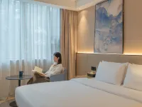 Starway Hotel (Yingtan Kaixiang Central Plaza Railway Station) Hotels in Yingtan