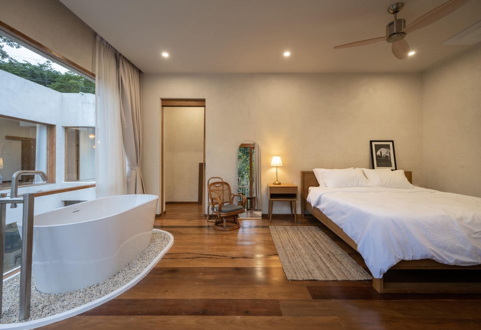 Taryn Tara Cafe and Stay 룸