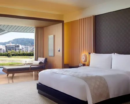 The Ritz-Carlton, Kyoto โรงแรมในเกียวโต