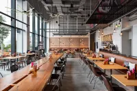 Moxy Bangkok Ratchaprasong