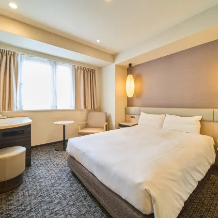 VIA INN KYOTO SHIJOMUROMACHI JR-West Group Отели рядом с достопримечательностью «Станция метро Keage»