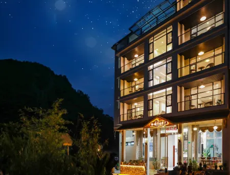 Guanshan Qingshe Boutique Stay (Huangguoshu Waterfall) Отели рядом с достопримечательностью «Balinghe Bridge»