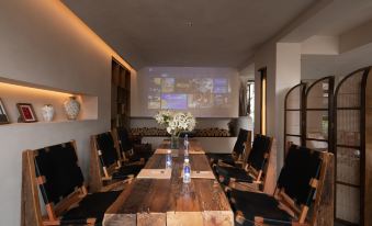 Lijiang Pu Zhi Designer Hotel HOLIDAY VILLA (Gucheng South Gate Branch)