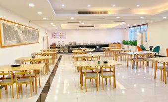 Xinle Zongfan Hotel(Qingyuan Gulongxia Branch)