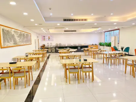 Xinle Zongfan Hotel（Qingyuan Gulongxia Branch）