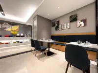 如家商旅飯店（日照海濱五路火車站店） - 3 星級