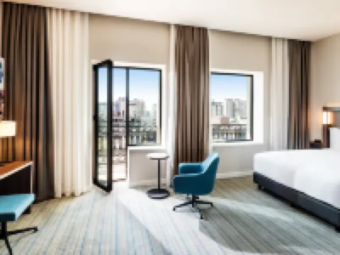 巴庫萬怡酒店 鄰近火焰塔的酒店