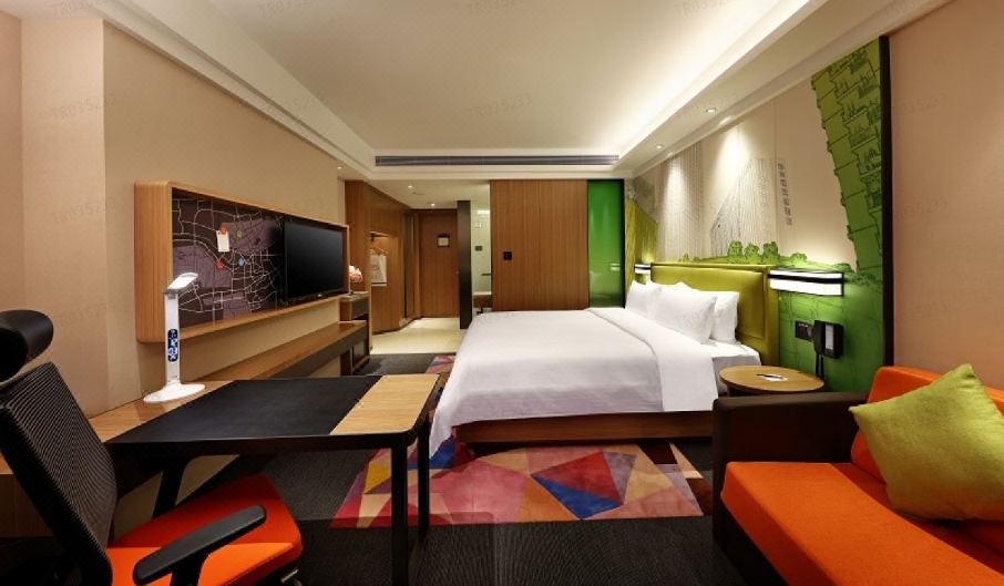 3. 햄튼 바이 힐튼..