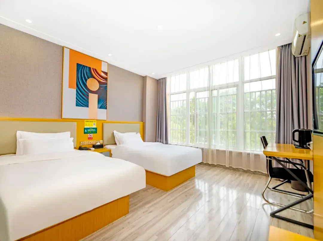Fuyang Longyi Preferred Hotel - Fuyang