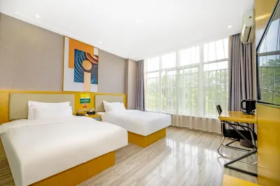 Fuyang Longyi Preferred Hotel (Fuyang Technician College) Отели рядом с достопримечательностью «Шэньянский Институт Профессиональных Технологии»