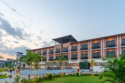 Chitwan Midtown Hotel Hotels near Chitwan Medical College Radiology Faculty