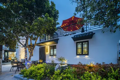 Floral Hotel· Zhenshui hotel (Shanghai Zhujiajiao Ancient Town Store) Hotel berhampiran Fuyun Greenbelt