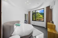 Tonglu Yishuyishe Homestay Hotels in Huxiao Gorge