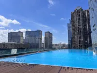 ONESS Executive Hotel - Rooftop Pools