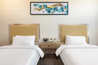 Starway Hotel (Chifeng Wanda Plaza)