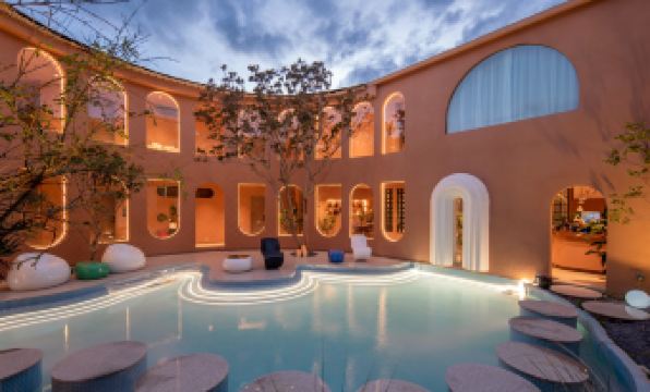 Shangri La Flowers · And You Designer Homestay