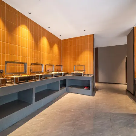 Weina Hotel (Xinyang Pingqiao Century Square Store)