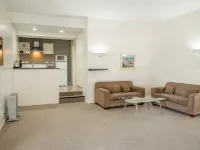 Courtenay Village Hotels in 