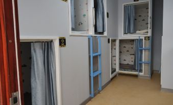 Aoma Hostel (Qingdao Zhanqiao Zhongshan Road)