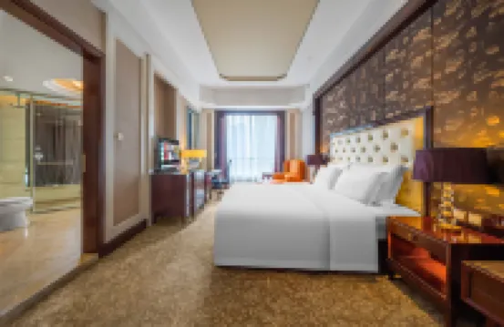 Wyndham Grand Plaza Royale Palace Chengdu Hotels in der Nähe von Xionglong Natural Stone Museum