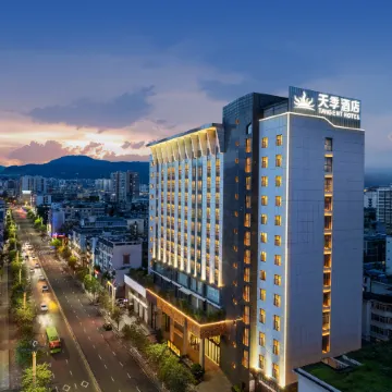 Tangent Hotel