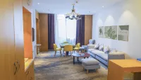Yijie Shangyou Hotel (Longshan Industrial Park Store, Guian New District)