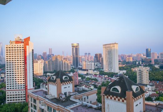 4. 아투어 호텔 징..