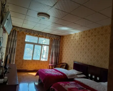 Jiaxing Qionglai Hotel (Fazhan Road Branch) Hotels in Riwoche County