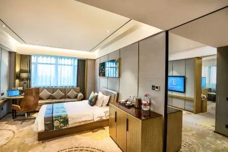 Liston International Hotel