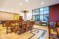 Maitreya Sanlong Hotel (Huquan Hot Spring Ecological Park Honghe Water Town Branch)