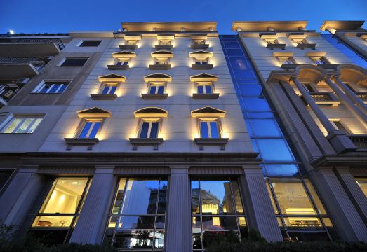 The Athenee Hotel A Luxury Collection Hotel BangkokHotel Overview