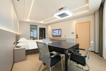 Luchuan Liya Fashion Hotel