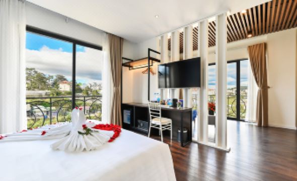 Stillus Boutique Dalat Hotel