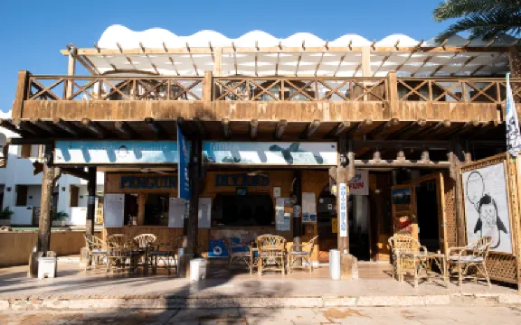 達哈布企鵝村酒店 酒店