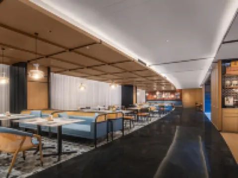 Four Points by Sheraton Dali Erhai Hotel Hotels in Dali