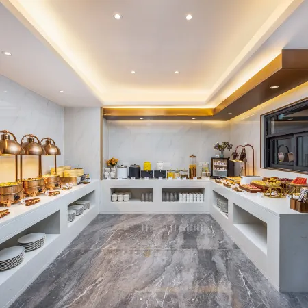 Lavande Hotel Nanshan Lersure Plaza in Anyue Ziyang
