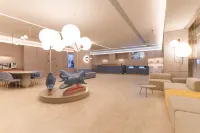 HanTing Hotel (Xichang Qionghai 17du Huoba Square)