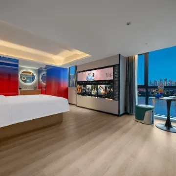 FORMONT High-Rise River View Hotel (Chongqing Hong Ya Dong Jiefangbei Pedestrian Street, Chongqing)