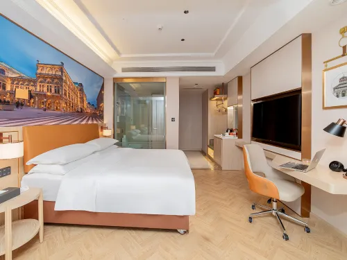 Vienna Hotel (Zhuozhou High-speed Railway Station) - parking