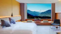 Black Stone Hotel