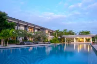 Huni Sicogon Hotels in Carles