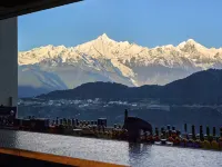 Deqin Meri Poodom - 5 stelle