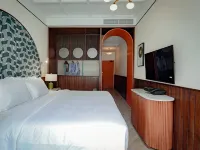 Sugar Marina Hotel -POP- Kata Beach Отели рядом с достопримечательностью «Большой Будда»
