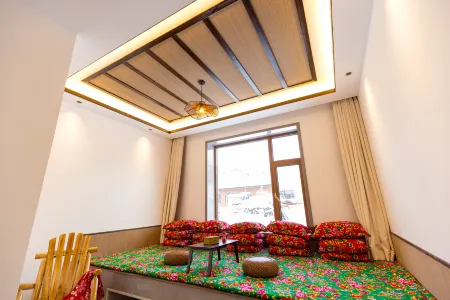 Xuefulai Inn (China Snow Valley Scenic Area) Отели рядом с достопримечательностью «Snow Valley»