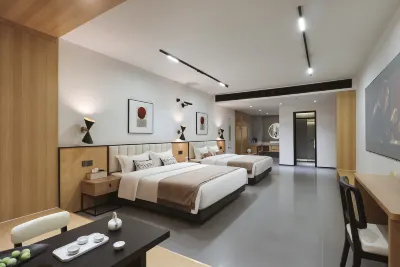 Beijixing Designer Movie Homestay (Yingbin Avenue) Hotel a Urban Area